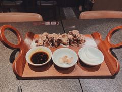 手抓羊肉-丝路金桃·新疆菜(徐汇店)