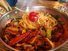 牛肉辣油意面-I HOLIC艾豪丽披萨(KKone店)