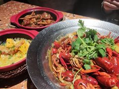 -涌煲记·蟹煲·砂锅海鲜·煲出宁波味(天一旗舰店)