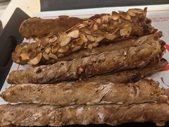 -HOT CRUSH趁热集合·现烤面包(环球港店)