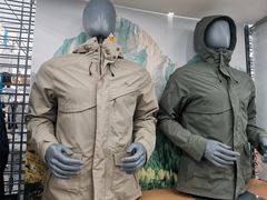 -迪卡侬(西华店)