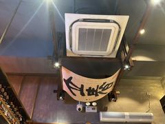 -8PINTS八品脱·日料·烧鸟·精酿小酒馆(莘庄店)