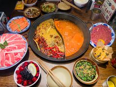 -萍姐火锅·公路夜市(武汉首店)