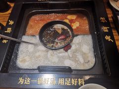 -老牌坊云南鱼豆花火锅(爱建店)