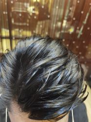 -首脑美发沙龙