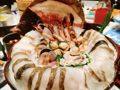 -红鼎豆捞·非遗鲍皇汤火锅(宝丰路店)