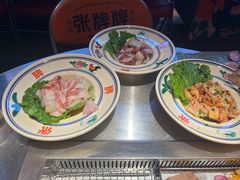 -张牌牌·东北烤肉小吃市集(金楠天街店)