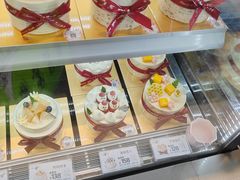 -花花卷卷·鲜食蛋糕(静安久光百货店)