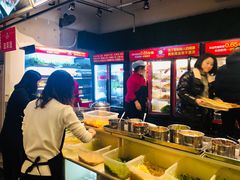 自助取餐区-钢管厂歆瑞源油卤串串香(春熙路太古里店)