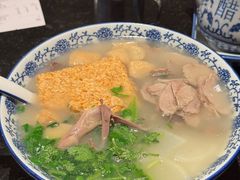 小潘特色鸭血粉丝汤-小潘记鸭血粉丝汤