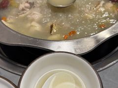 -光头药膳鸡(莱茵小镇店)