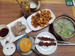 -贯贯吉·清真餐厅(浙江中路店)