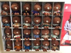 -LINE FRIENDS Garosu-gil Flagship Store