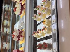 -花花卷卷·鲜食蛋糕(静安久光百货店)