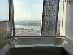 -国际青年会议酒店