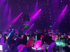 -简奥斯汀·赫本酒吧