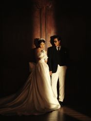 -雪中彩影婚纱摄影·微光艺术中心