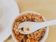 -铂逸梦秦酒店(横店梦幻谷店)