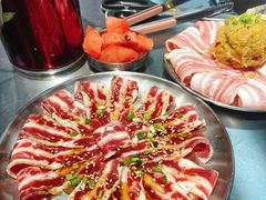 浇汁肥牛-马路牙子烧烤音乐酒馆(望京店)