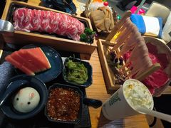 -湊湊火锅·茶憩(南京东路悦荟店)