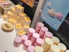 -好利来(万卉路店)