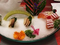 三文鱼腩刺身-广州逸林假日酒店·四季桃源中餐厅(白云山风景区店)