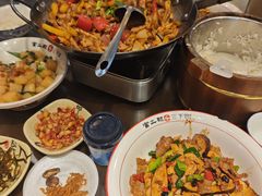-富正毅三下锅·湘西韵味(天门山索道店)