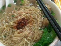 -肥佬良扣肉粉面店(梧州总店)