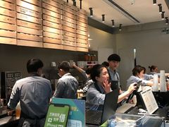 -喜茶(上海兴业太古汇店)