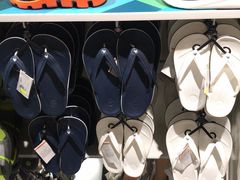 -东荟城名店仓