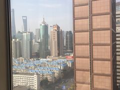 -上海浦东假日酒店