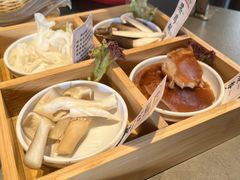 -阿婆情腊排骨火锅·野生菌季(古城旗舰店)