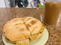 鱼饼包-胜利茶餐室