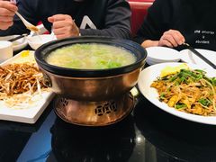 -皇城根·烤鸭·鱼头·家常菜(欧亚大观乐活城店)