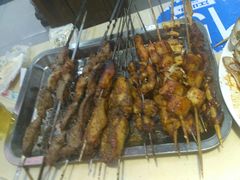 烤羊肉串-天津乾毓德饭庄·清真传统炒菜·海鲜烧烤(咸阳路店)