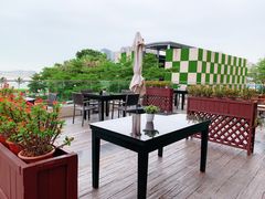 -卡普里披萨·牛扒·下午茶