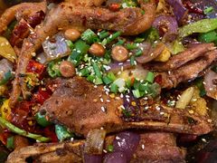 干锅鸭唇拼鸭掌-迎三江菌汤兔(星桥街西段店)