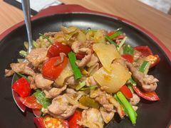 泡椒炒鲜猪肉-新太二·鲜料川菜(晶耀前滩店)