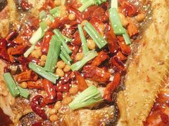 -鸣记脆皮烤鱼·海鲜烤鱼(三八广场店)