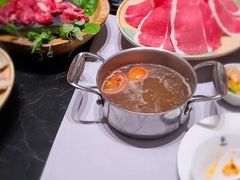 -红鼎豆捞·非遗鲍皇汤火锅(宝丰路店)