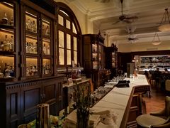 -LONG BAR 廊吧(外滩华尔道夫酒店)