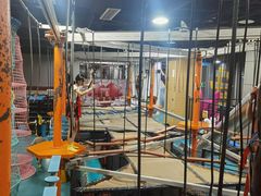 -嗨马乐动室内潮玩运动·团建·轰趴·桌游(南丰汇店)