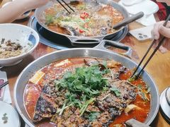 -重庆鸡公煲·青锅花椒鱼(牡丹江路店)