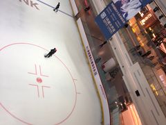-冠军冰场CHAMPION RINK(凯德广场店)