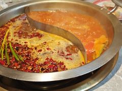 -沸炉重庆老火锅(军事博物馆店)