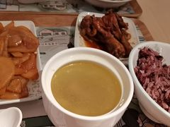 -老乡鸡(上海白玉兰广场店)