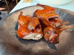 脆炸乳鸽-荣小馆(安达仕店)