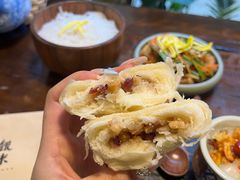 -银米·云南传统过桥米线(双廊黑金冠店)