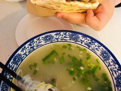 -烤鸭肉夹馍鸭汤店