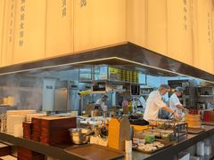 -蝴蝶里·粤菜·点心(滨江龙湖店)